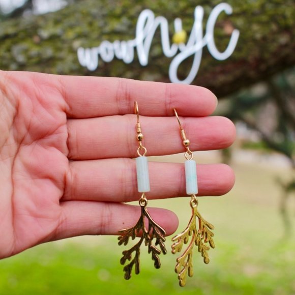 New Gold Coral Seaweed Branch Drop Dangle Earrings - Picture 7 of 13